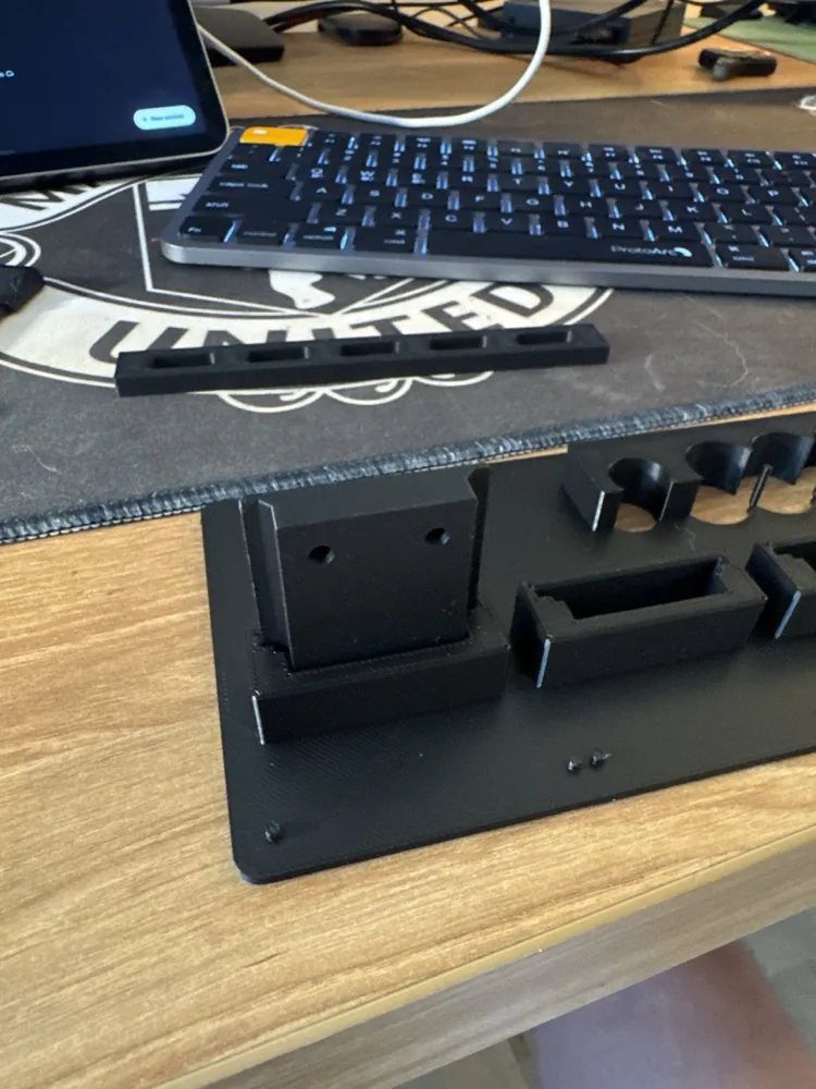 Clean rail stub standing in the one-dot slot